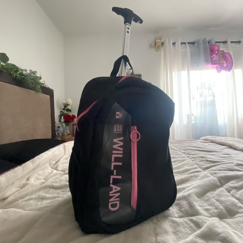 Will-land backpack suitcase with wheels
